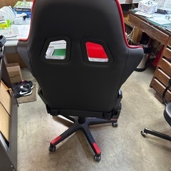 ゲーミングチェア　　DXRACERの画像