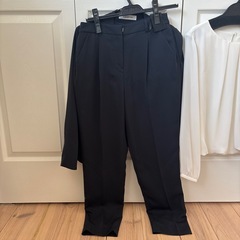 フォーマルスーツ　の画像