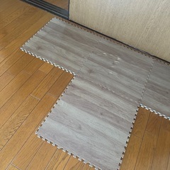 【無料】ニトリ 木目調ジョイントマット 45×45cm 40枚（ふち付き／使用1年未満）の画像