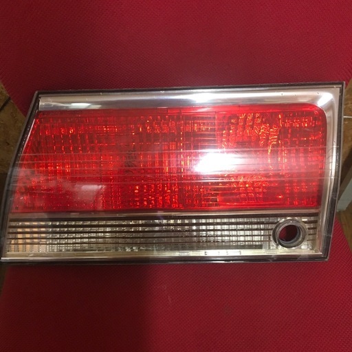 トヨタ  クラウンリアー右テールランプ‼️