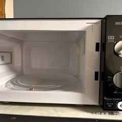 冷蔵庫と電子レンジの画像