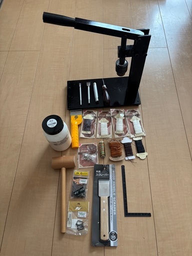 レザークラフトの道具　材料　　
