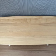 無垢材ローテーブルの画像