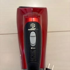 壊れたドライヤー【0円】の画像