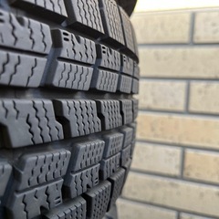 【美品！早い者勝ち】スタッドレスタイヤ　175/70R14　4本セットの画像