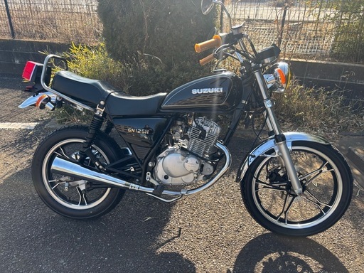 GN125  H カスタム　旧車スタイル　吸い込み