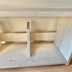 絵本ラックの画像