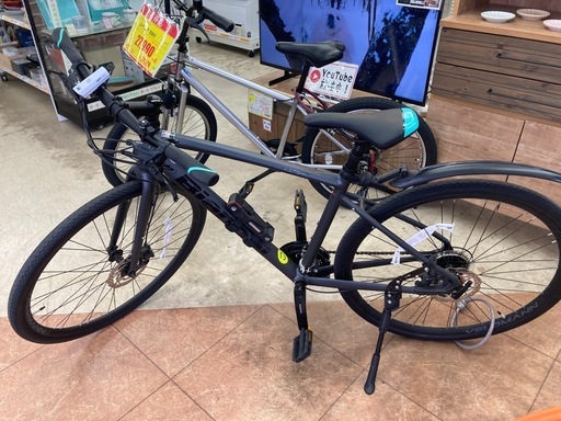?BIANCHI Bianchi ビアンキ?28インチクロスバイク?2024年モデル?C SPORT2?ロックサンド?ブラックマット?