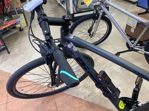 ?BIANCHI Bianchi ビアンキ?28インチクロスバイク?2024年モデル?C SPORT2?ロックサンド?ブラックマット?