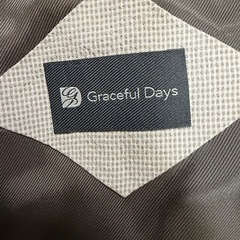 Graceful Days ダウンジャケット 未使用 紺の画像