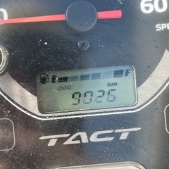 大人気セール‼️驚愕の低走行9000キロ😳安心のリアタイヤ新品✨️バッテリー充電済み🔋嬉しいオイル交換済み♻️燃費重視＆年式重視の方にオススメ✨ラクラク始動のインジェクション💥AF79 タクト✴の画像