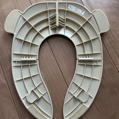 折りたたみ 便座の画像