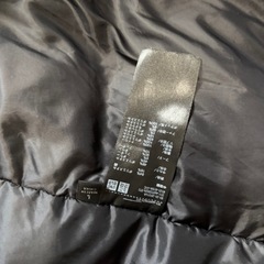 ユニクロハイブリッドダウンウルトラウォームコートの画像