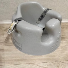 バンボベビーソファ　グレー ベルト付きの画像