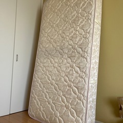 【シモンズ】マットレス（シングル）の画像