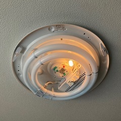 NEC  シーリングライト　リモコン付き　6〜8畳　32形&40形の画像