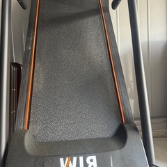 BTM 折りたたみ式ランニングマシンの画像