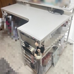L字型パソコンデスクの画像