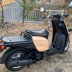 ヤマハ　ギア　⑥ サンドベージュ色　ua08j 原付きバイク　50ccの画像