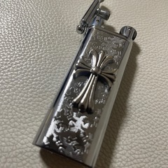 zippo みたいなクロムハーツモチーフライターの画像