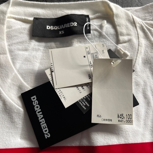DSQUARED2  Tシャツ