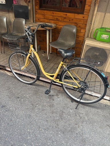 美品 26インチ シティーバイク 自転車 6速&オートライト 【公式通販】