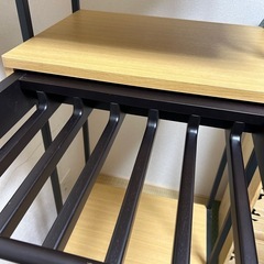 引き出し付きハンガーラックの画像