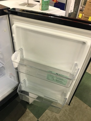 ジャングルジャングル貝塚店　冷蔵庫　三菱　2020  146L  製氷皿　右開き　黒　ブラック　2ドア　間冷式　ファン式　リサイクル　