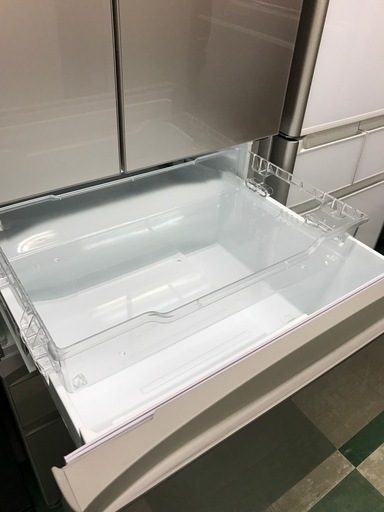 【値下げしました！！129980→99980】ジャングルジャングル貝塚店　冷蔵庫　東芝　サテンゴールド　フレンチドア　観音開き　6ドア　間冷式　ファン式　551L  2021 リサイクル　貝塚市　二色浜