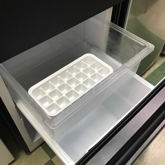 ジャングルジャングル貝塚店　冷蔵庫　ハイアール　黒　ブラック　右開き　2ドア 2023  148L  製氷皿　リサイクル　貝塚市　二色浜の画像