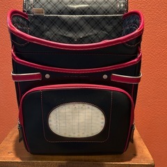 ランドセル 黒 赤ステッチ 男の子用の画像