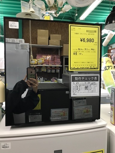 ジャングルジャングル貝塚店　冷蔵庫　エスキュービズム　ブラック　黒　1ドア　両開き　ミラーガラス扉　20L  ペルチェ式　静音　コンパ