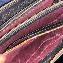 ポールスミス長財布の画像