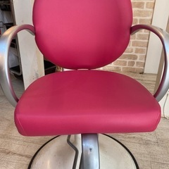 スタイリングチェアー美品商談中の画像