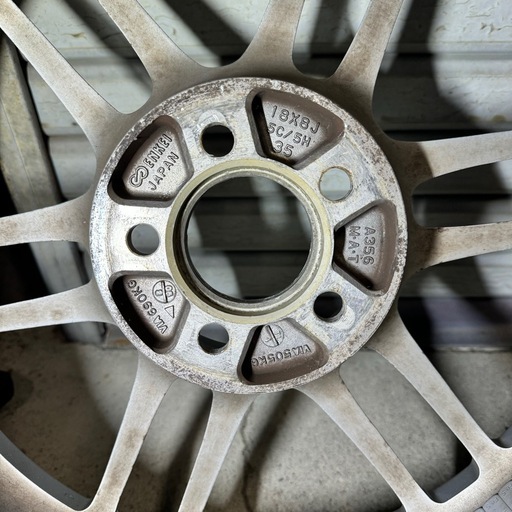 最安値！！！エンケイ RPF1 16インチ 5H100 プリウス　86 BRZ等 最安値！！！エンケイ RPF1 16インチ 5H100 プリウス 86 BRZ等 RPF1