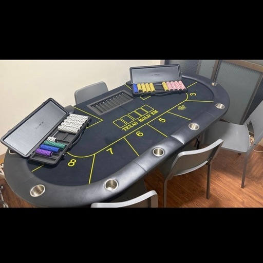 ポーカーテーブル＆SLOWPLAYチップ2セット＆IKEA椅子 (サロンパス) 上