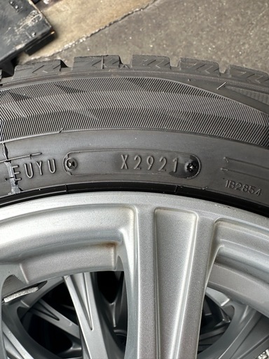 175/65R15 15インチスタッドレス 4本セットアルミ付き
