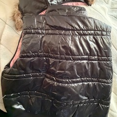 中綿入りキッズダウンベストの画像