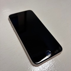iPhone SE (第3世代) スターライト バッテリー87% 付属品付きの画像