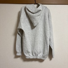DISCASパーカーMサイズ
の画像