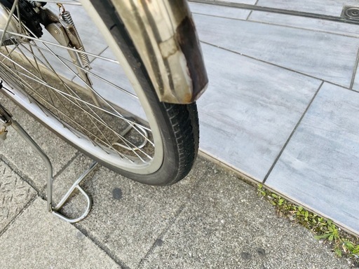 『ＳＡＬＥ　３０％』　電動自転車　ヤマハ　２６インチ　バッテリー　充電器　付き　赤　配達可能