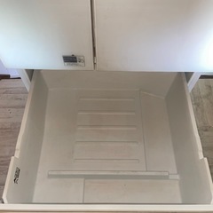 配送設置無料　大型冷蔵庫　大容量　TOSHIBA 555L 6ドアの画像