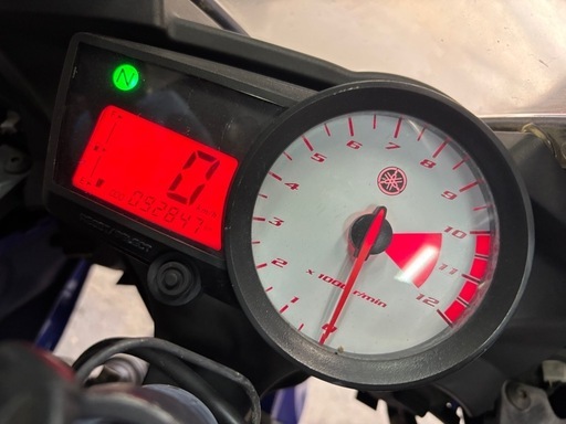 【YAMAHA YZF-R125】　人気　原付二種　MT タイヤ前後バリ山