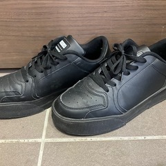 メンズ　スニーカー　黒　27.5-28.0cmの画像