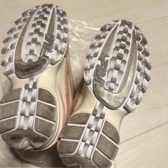 BE:FIRST スニーカーの画像