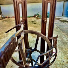 ブラザー足踏みミシン台！花壇！作業台！オブジェ！の画像