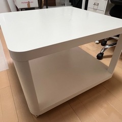 テーブル　白　ホワイト　キャスター付きの画像