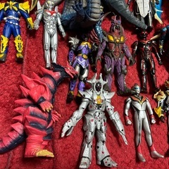 ソフビ フィギュア ウルトラマン 恐竜 仮面ライダー マジレンジャー リュウケンドー 怪獣  ガメラ の画像