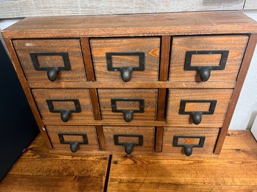 小物入れ棚 (kiki) 矢切の収納家具《棚、シェルフ》の中古あげます