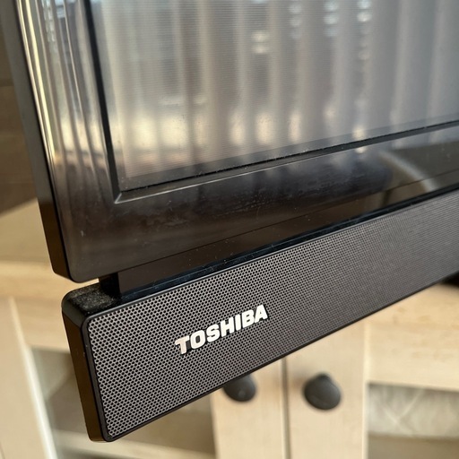 TOSHIBA 32型液晶テレビ